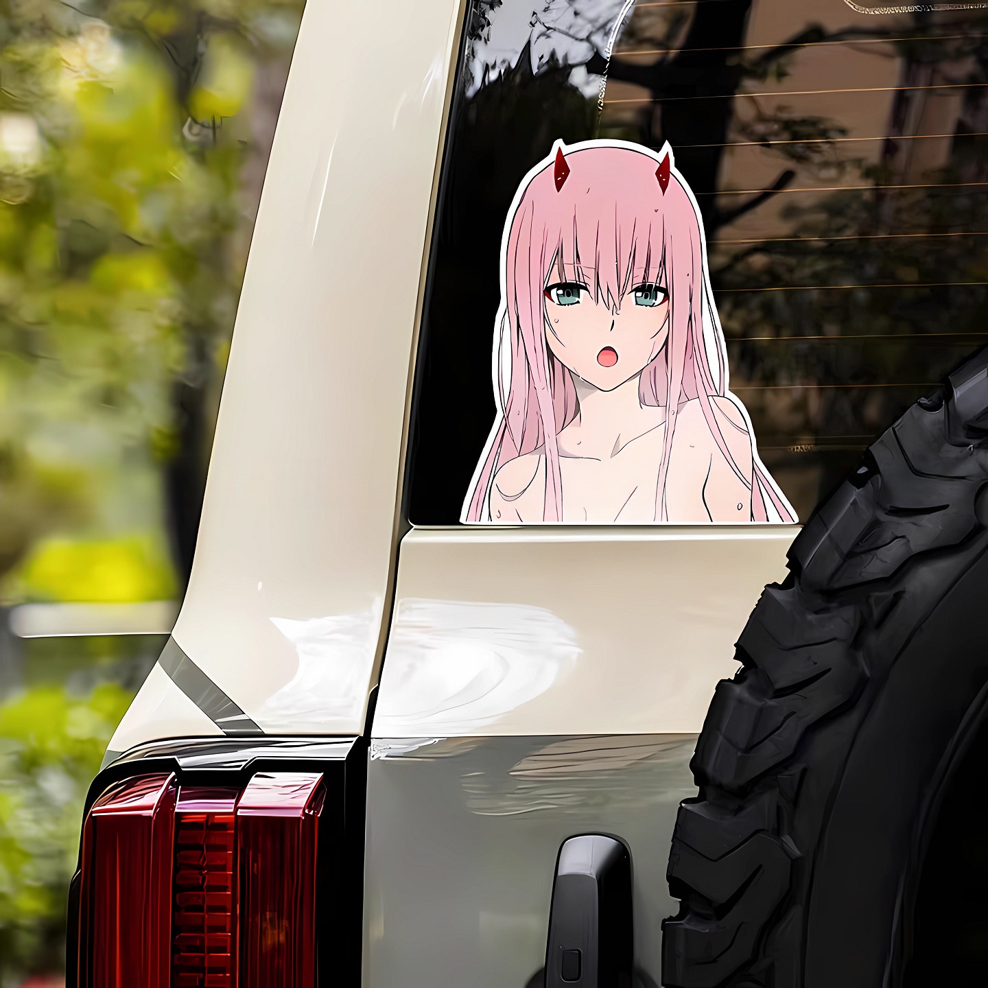 かわいいアニメガール ゼロツー 車用JDMステッカー 車体  - Zero Motorcycle Gear のレビューと価格